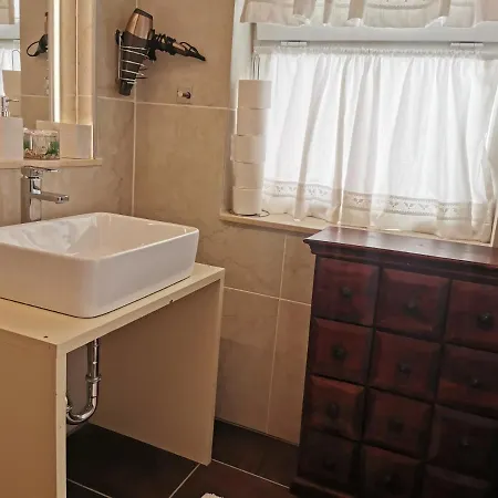 Majusfa * بالاتونسزارسكو