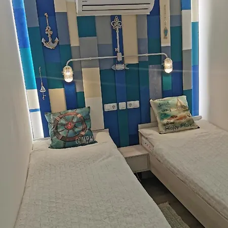 Majusfa Balatonszarszo