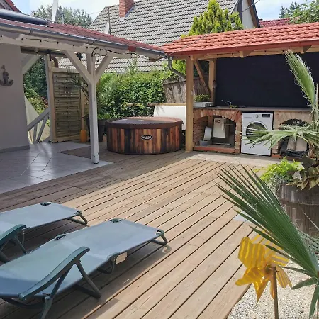 Villa Majusfa *