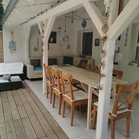 Majusfa 발라톤사르소