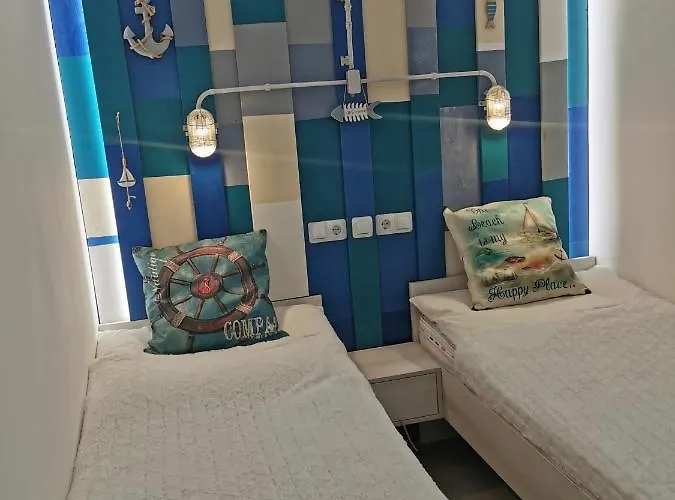 Majusfa Balatonszarszo