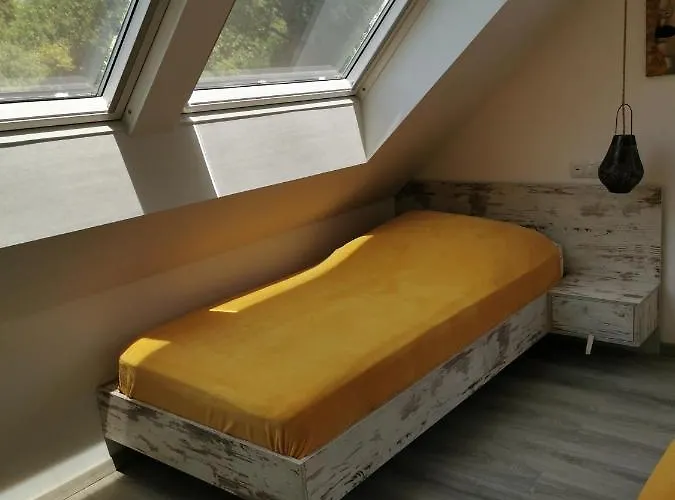 Majusfa 빌라 발라톤사르소